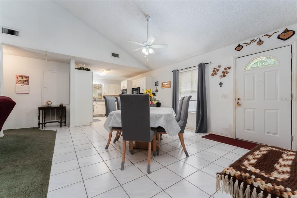 15370 APACHE DRIVE — photo 9 of 35