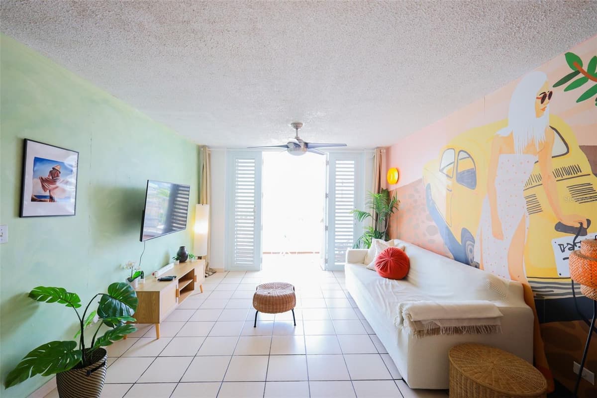 5349 AVE. ISLA VERDE — photo 11 of 39