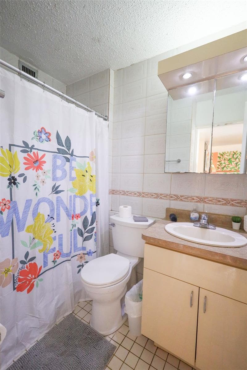 5349 AVE. ISLA VERDE — photo 19 of 39