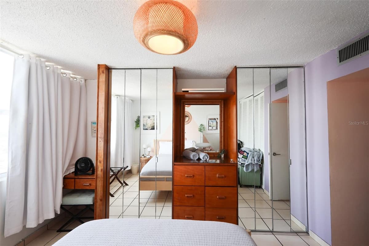 5349 AVE. ISLA VERDE — photo 21 of 39
