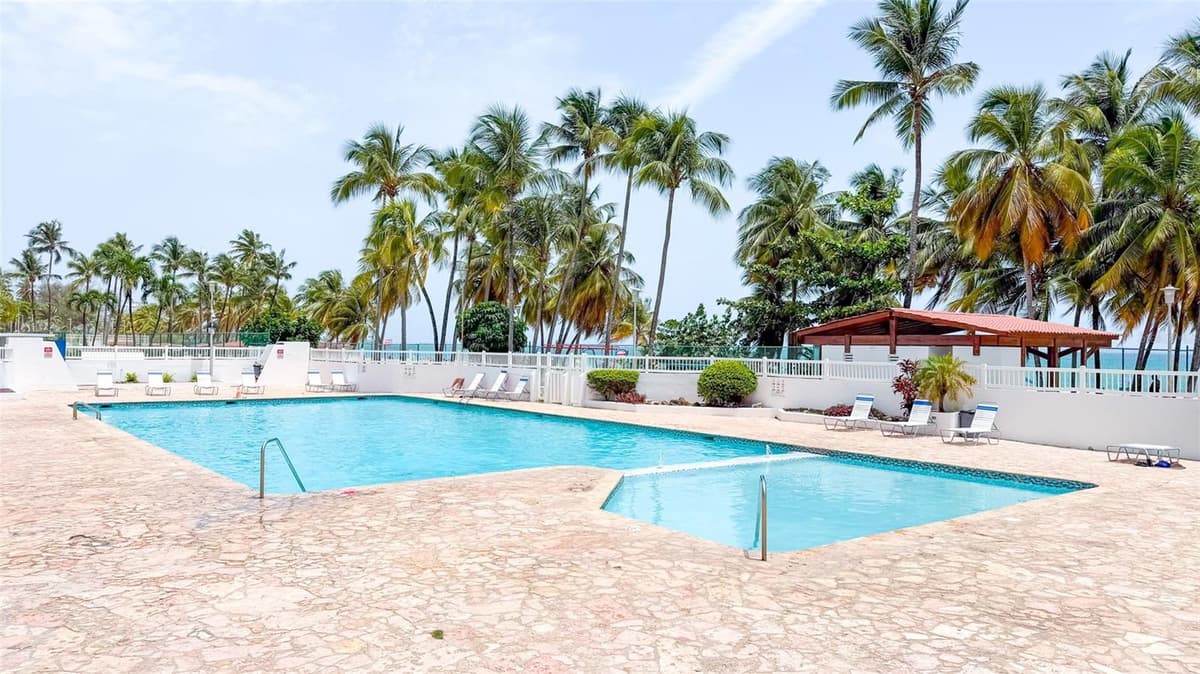 5349 AVE. ISLA VERDE — photo 32 of 39