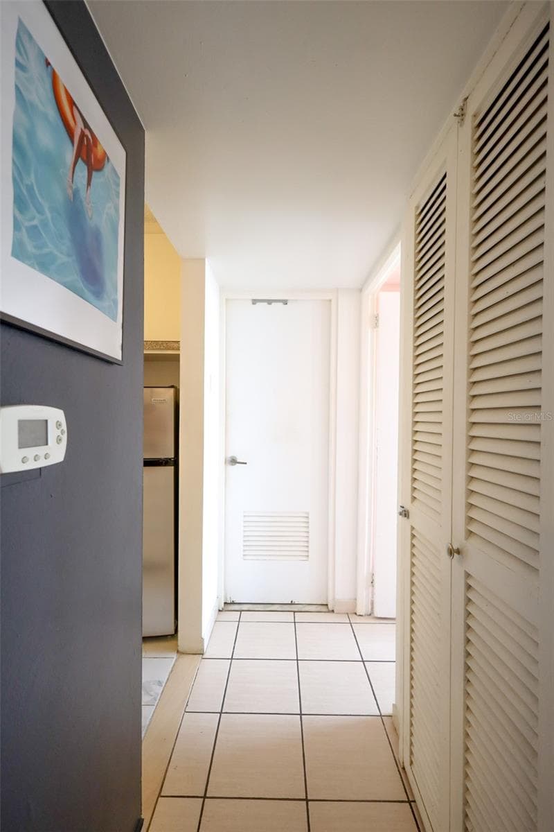 5349 AVE. ISLA VERDE — photo 18 of 39
