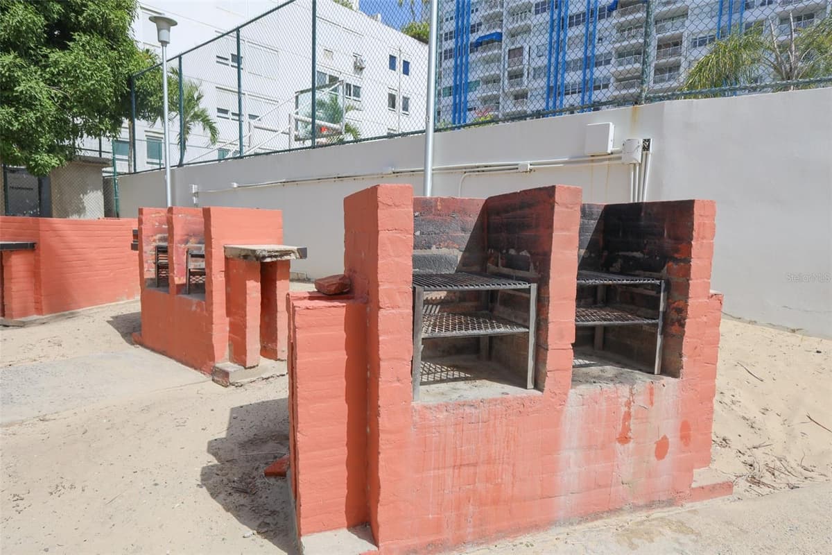 5349 AVE. ISLA VERDE — photo 28 of 39