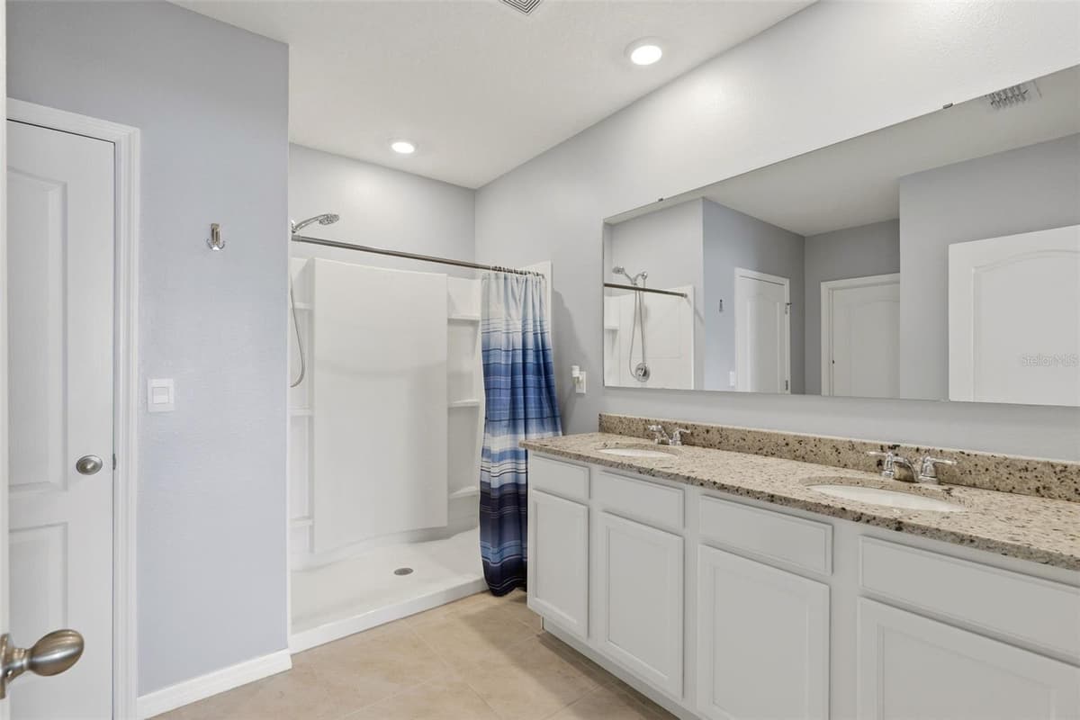 2561 HARMONIA HAMMOCK RD — photo 18 of 42