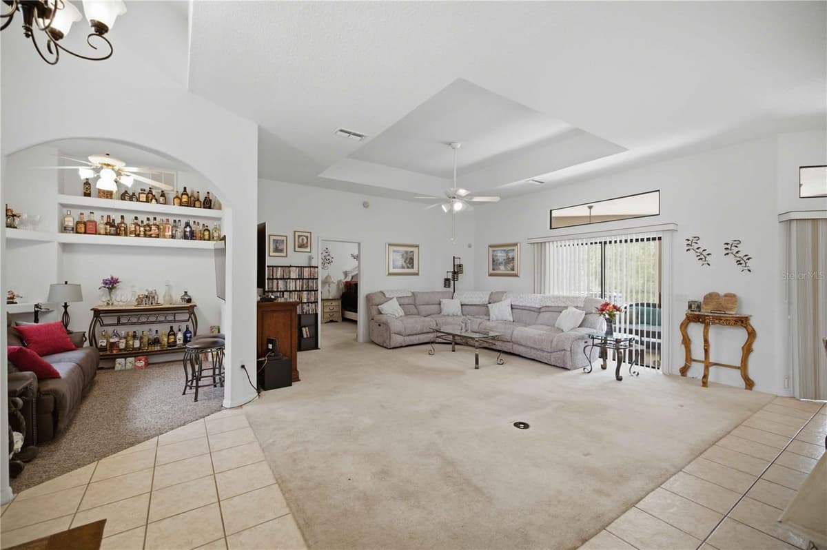 4710 MUSTANG BOULEVARD — photo 4 of 40