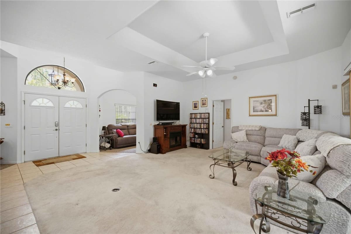 4710 MUSTANG BOULEVARD — photo 12 of 40