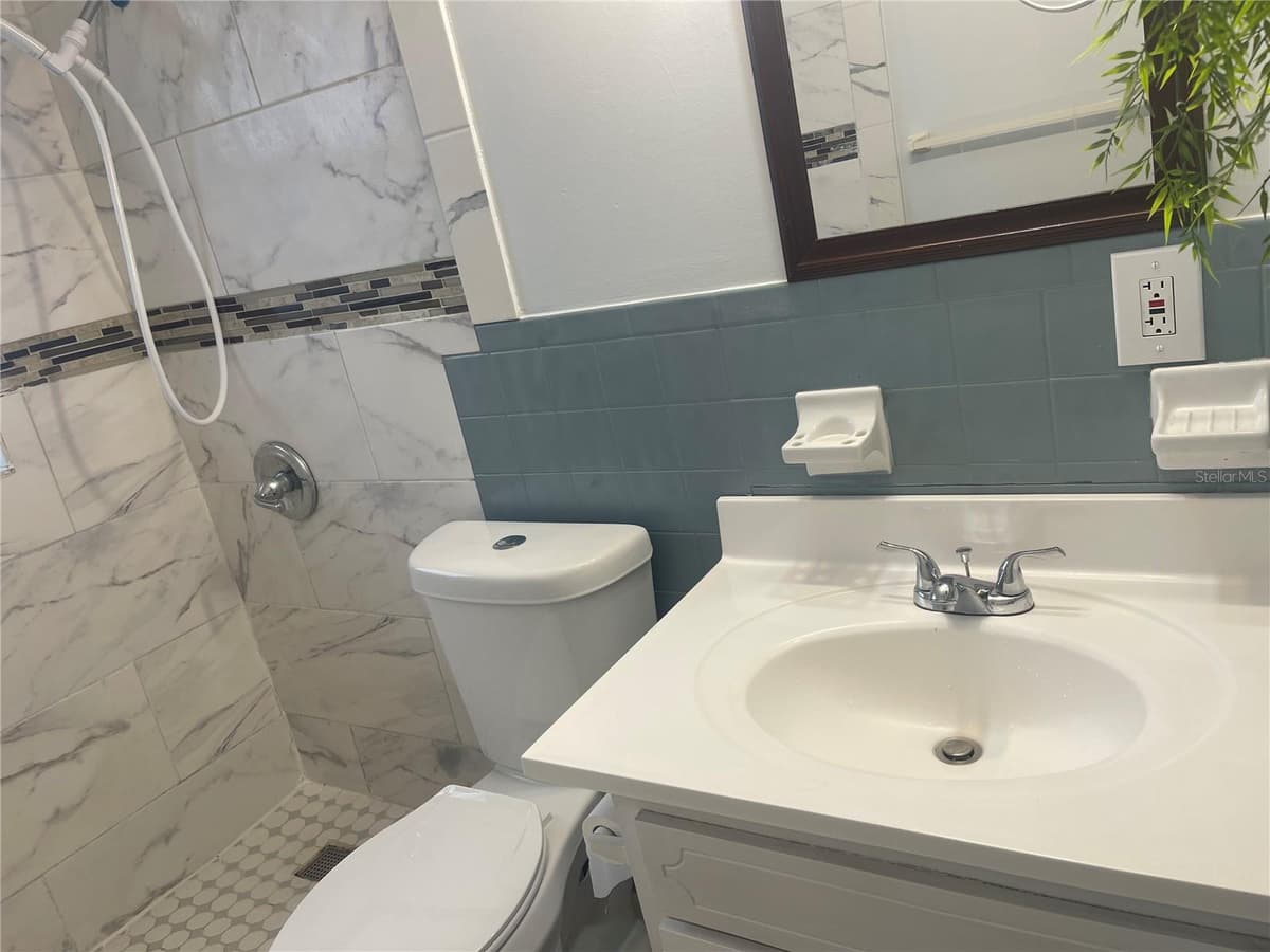 8415 GOMEZ AVENUE — photo 16 of 62