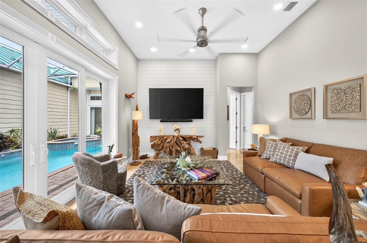 4616 OAK HAMMOCK COURT — photo 21 of 84