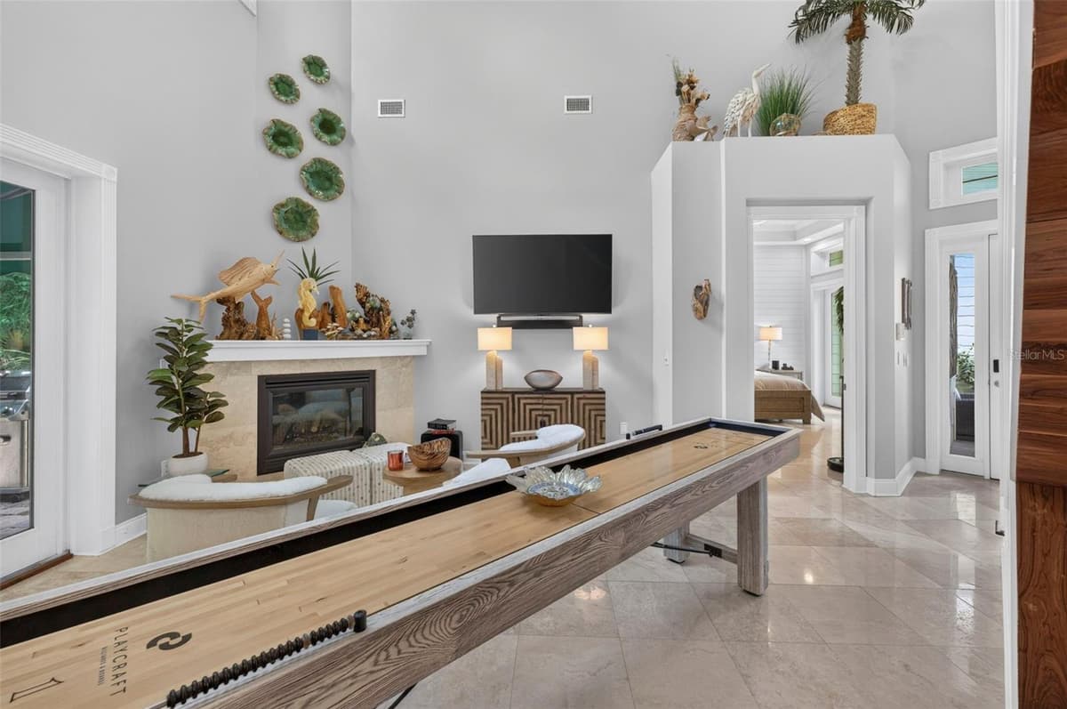 4616 OAK HAMMOCK COURT — photo 10 of 84