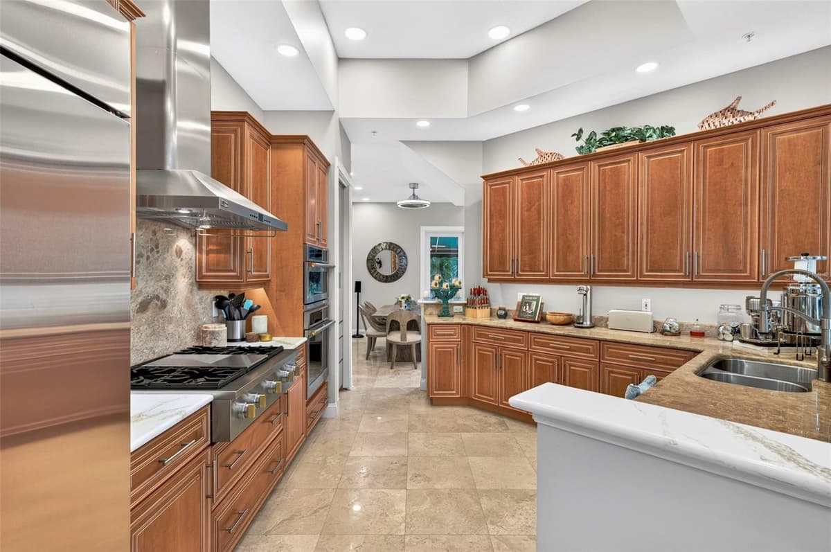 4616 OAK HAMMOCK COURT — photo 32 of 84