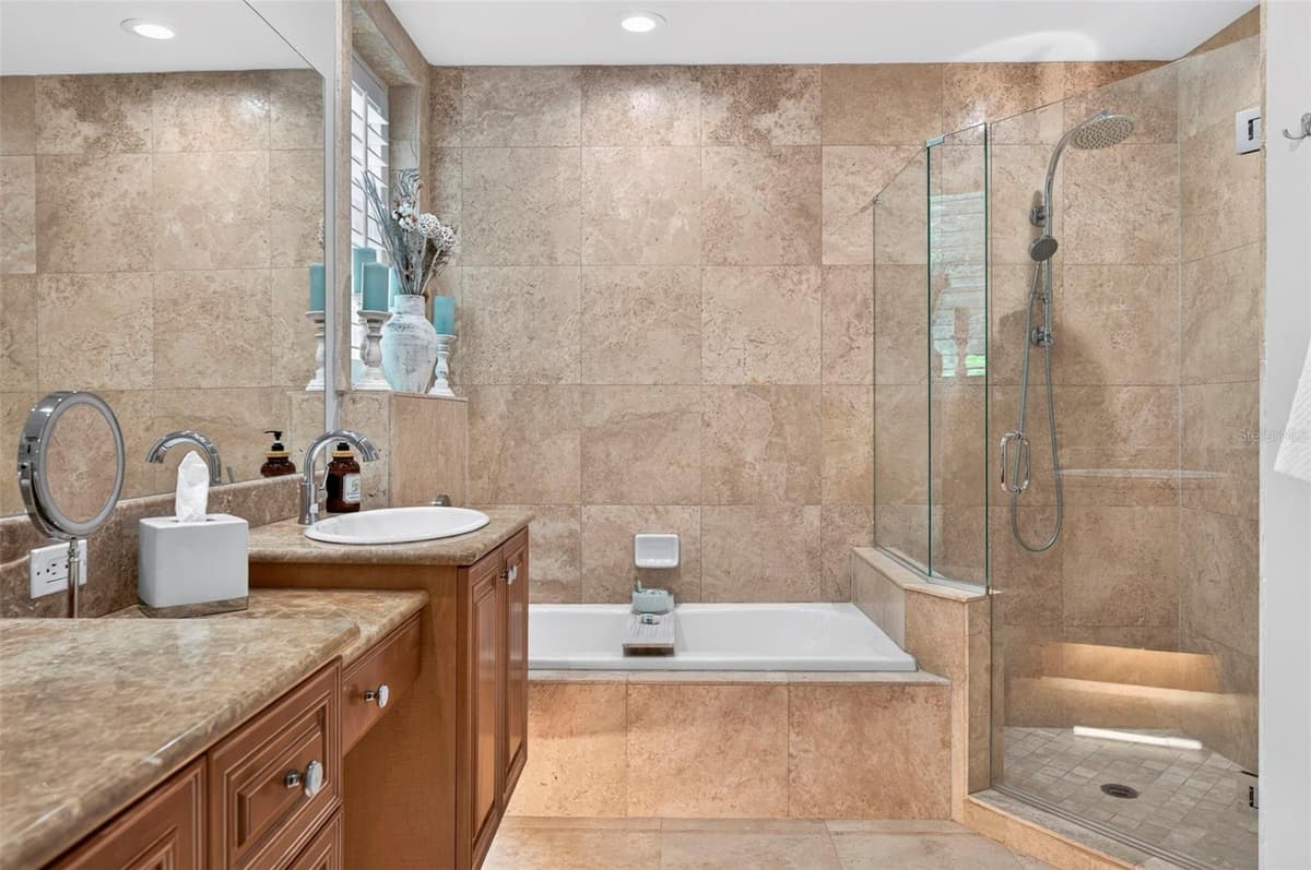 4616 OAK HAMMOCK COURT — photo 42 of 84