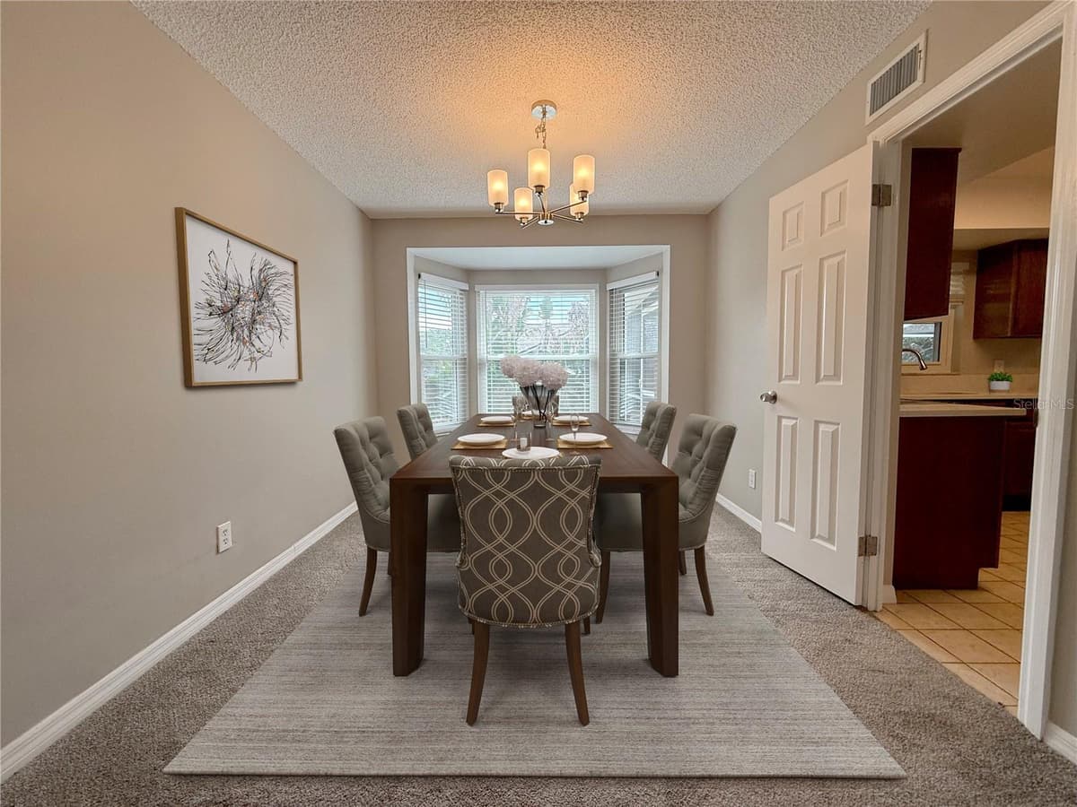 2609 CRESTFIELD DRIVE — photo 4 of 23