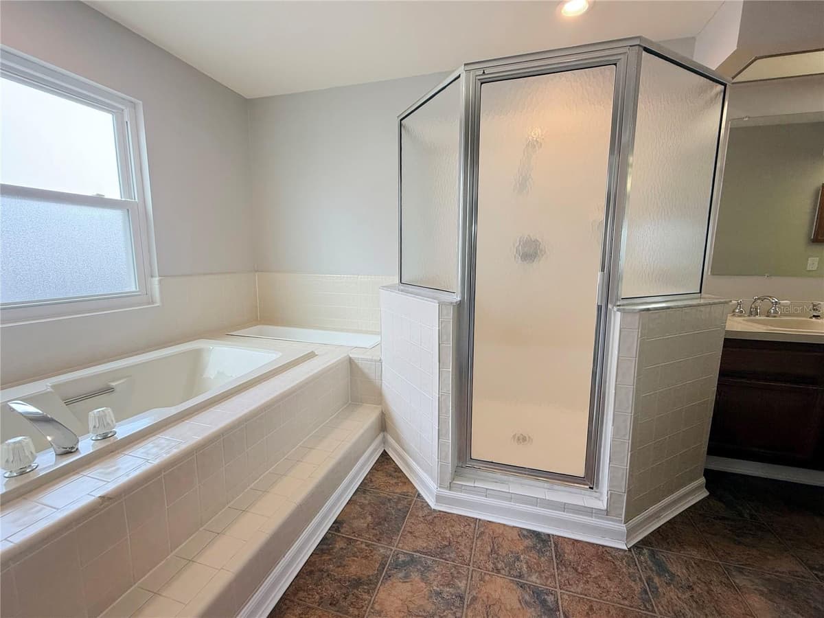 2609 CRESTFIELD DRIVE — photo 15 of 23