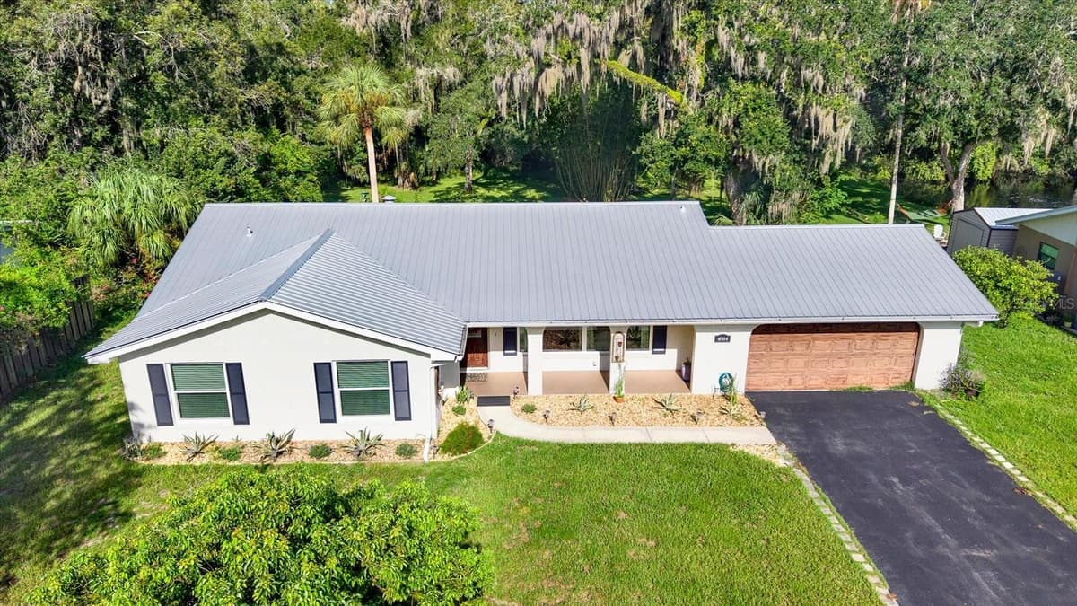 4064 CONCORD DRIVE — photo 43 of 46