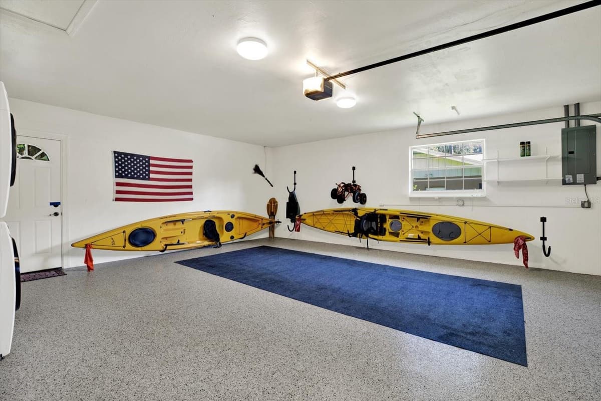 4064 CONCORD DRIVE — photo 42 of 46