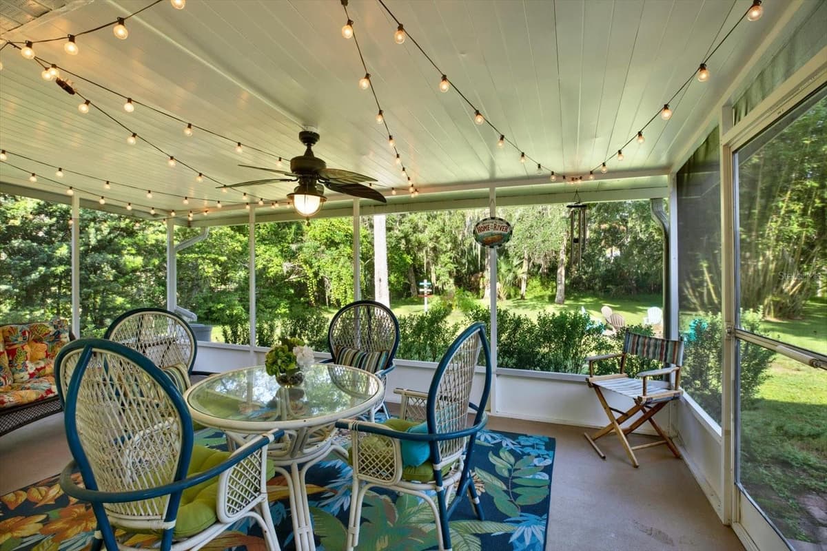 4064 CONCORD DRIVE — photo 40 of 46