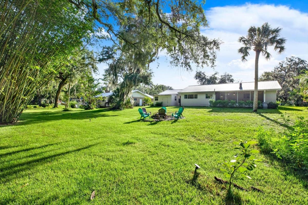 4064 CONCORD DRIVE — photo 45 of 46