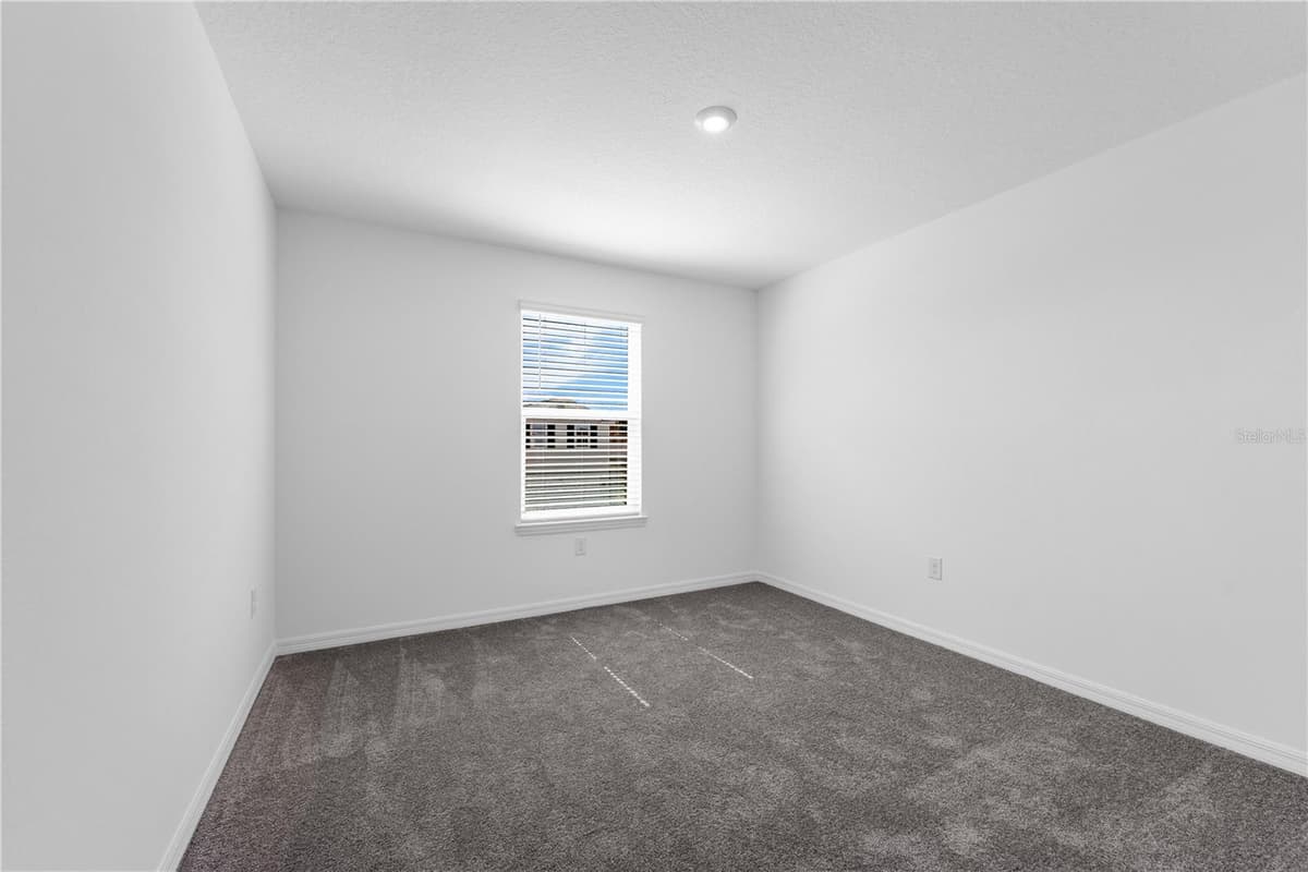 757 CASTLEFORD AVENUE — photo 23 of 33