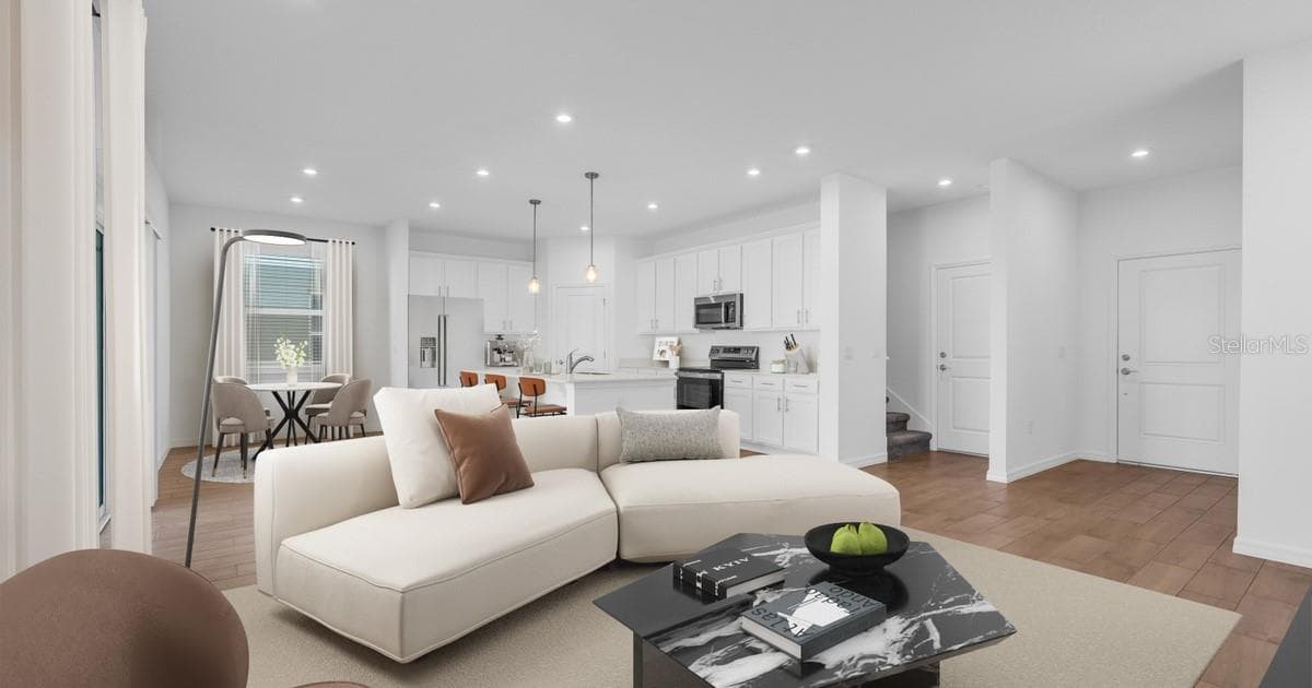757 CASTLEFORD AVENUE — photo 3 of 33