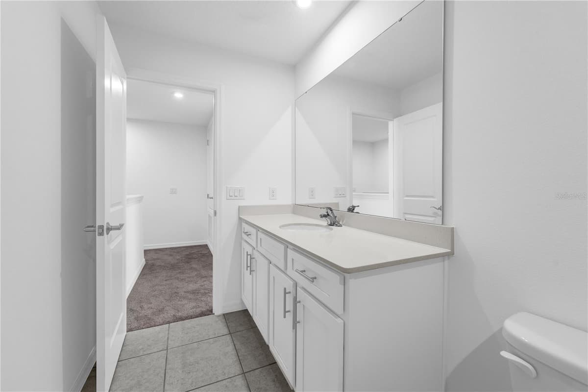 757 CASTLEFORD AVENUE — photo 26 of 33