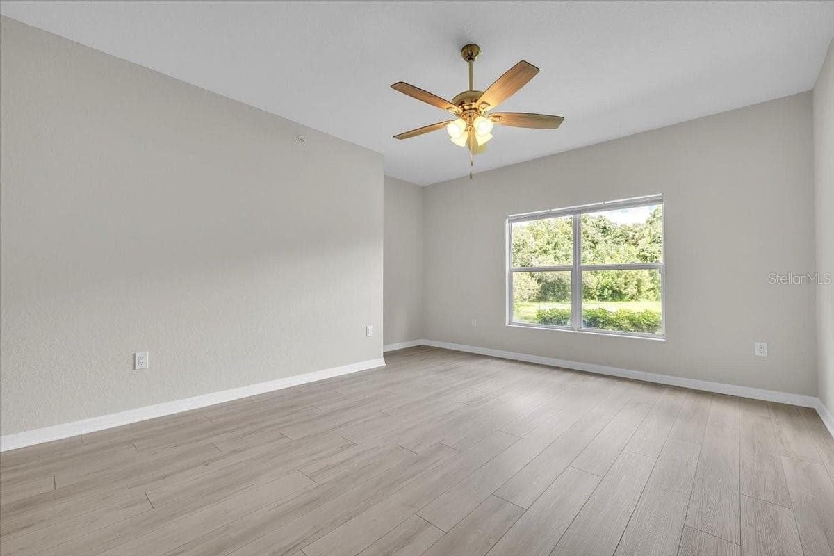 7146 STRAND CIRCLE — photo 16 of 55