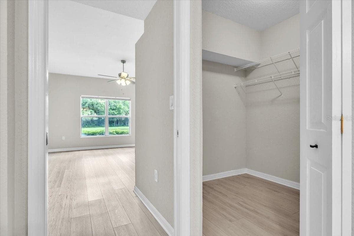 7146 STRAND CIRCLE — photo 20 of 55