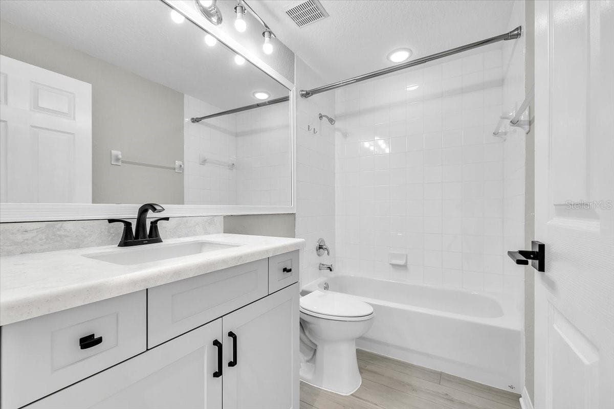 7146 STRAND CIRCLE — photo 24 of 55
