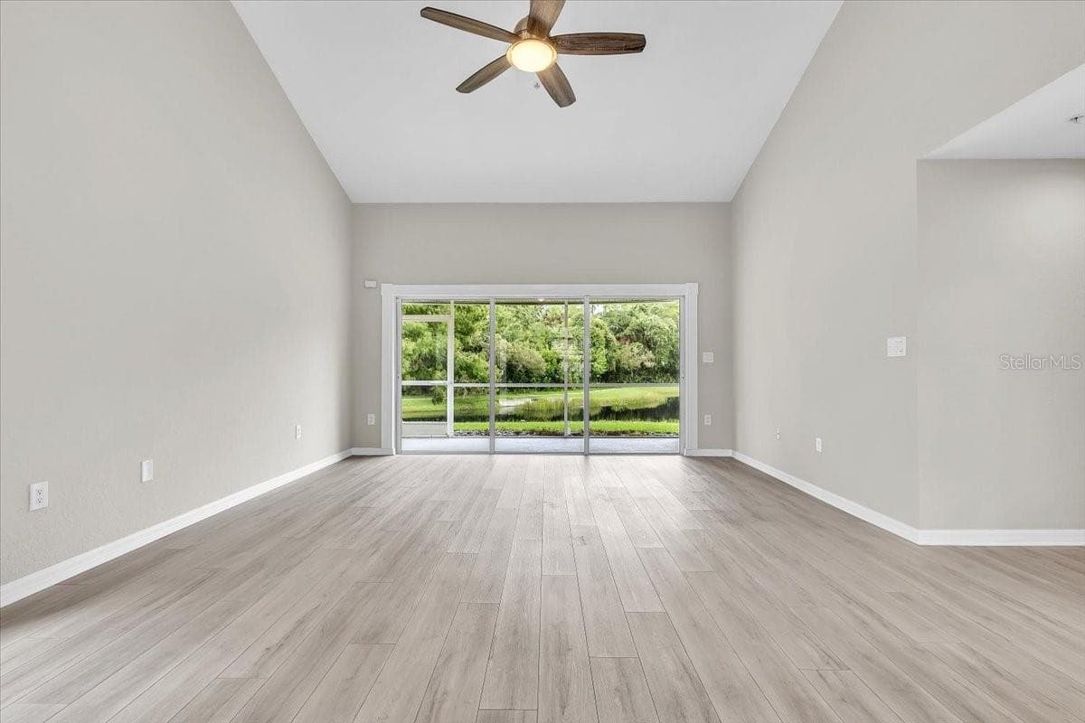 7146 STRAND CIRCLE — photo 10 of 55
