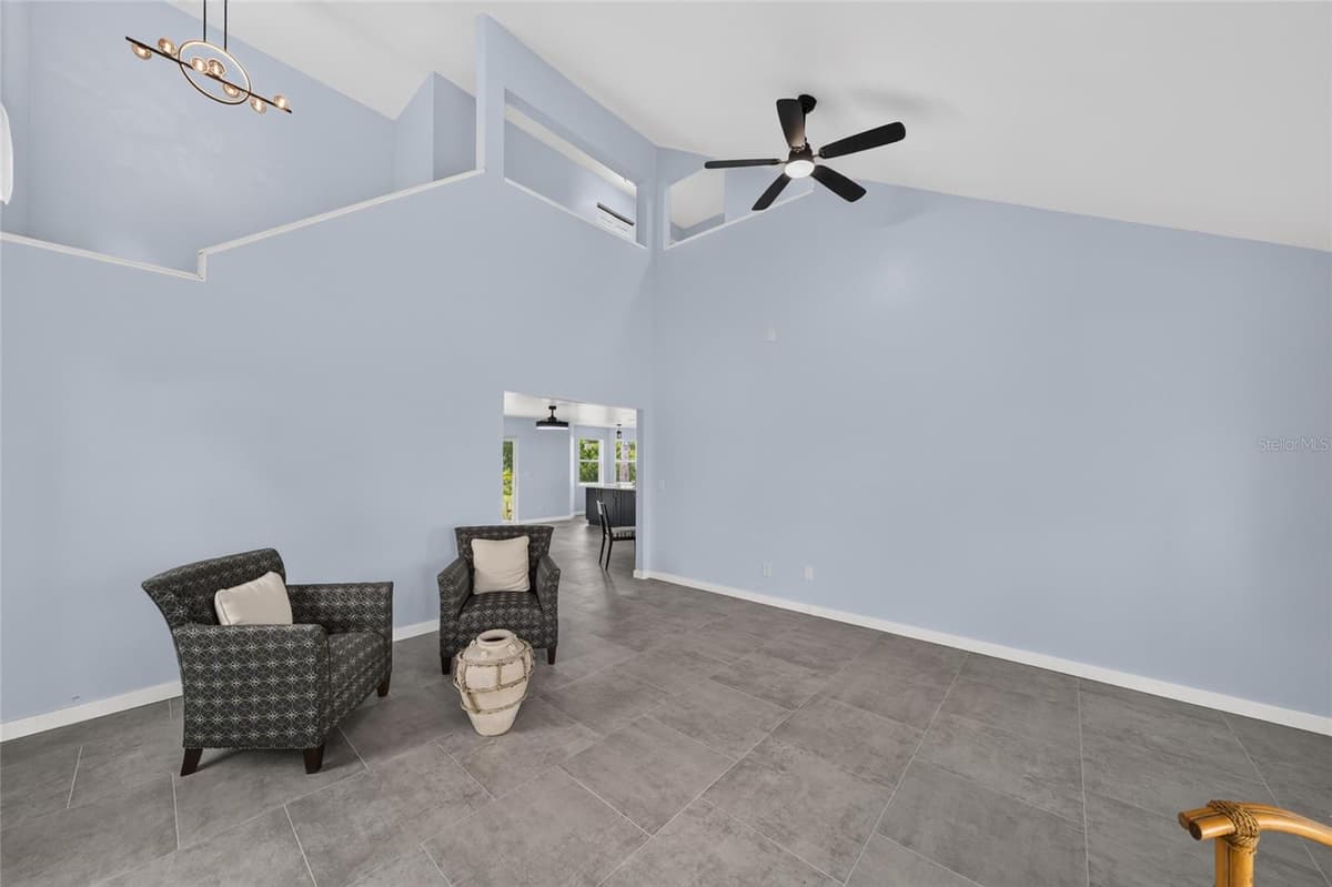428 19TH AVENUE — photo 7 of 28