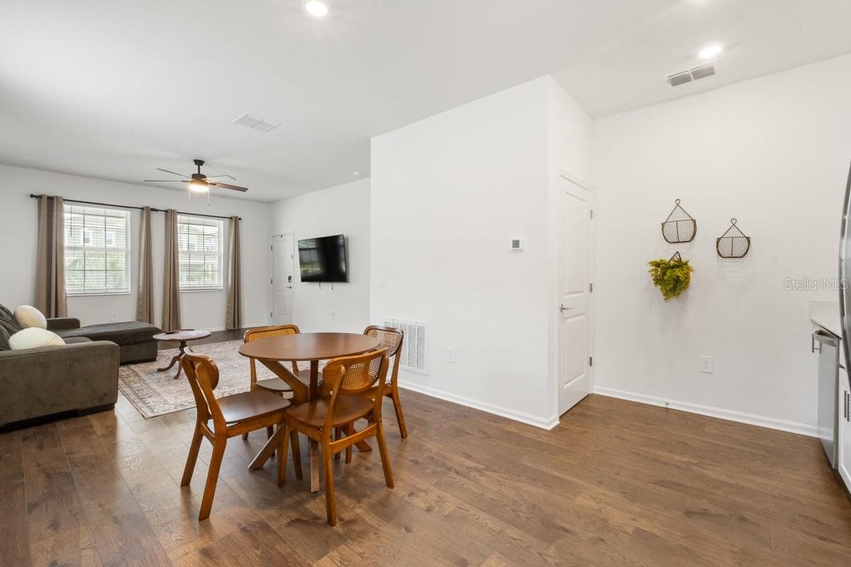 3204 ARMSTRONG AVENUE — photo 25 of 40