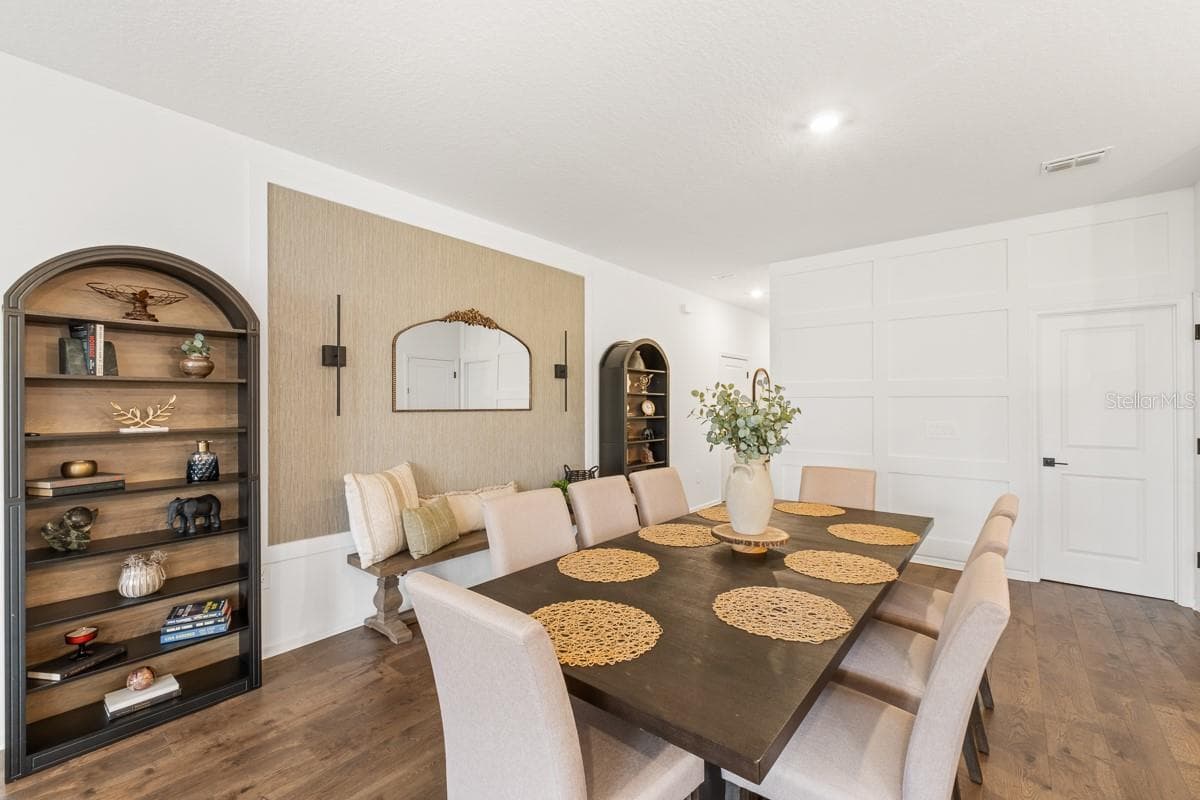 3204 ARMSTRONG AVENUE — photo 13 of 40