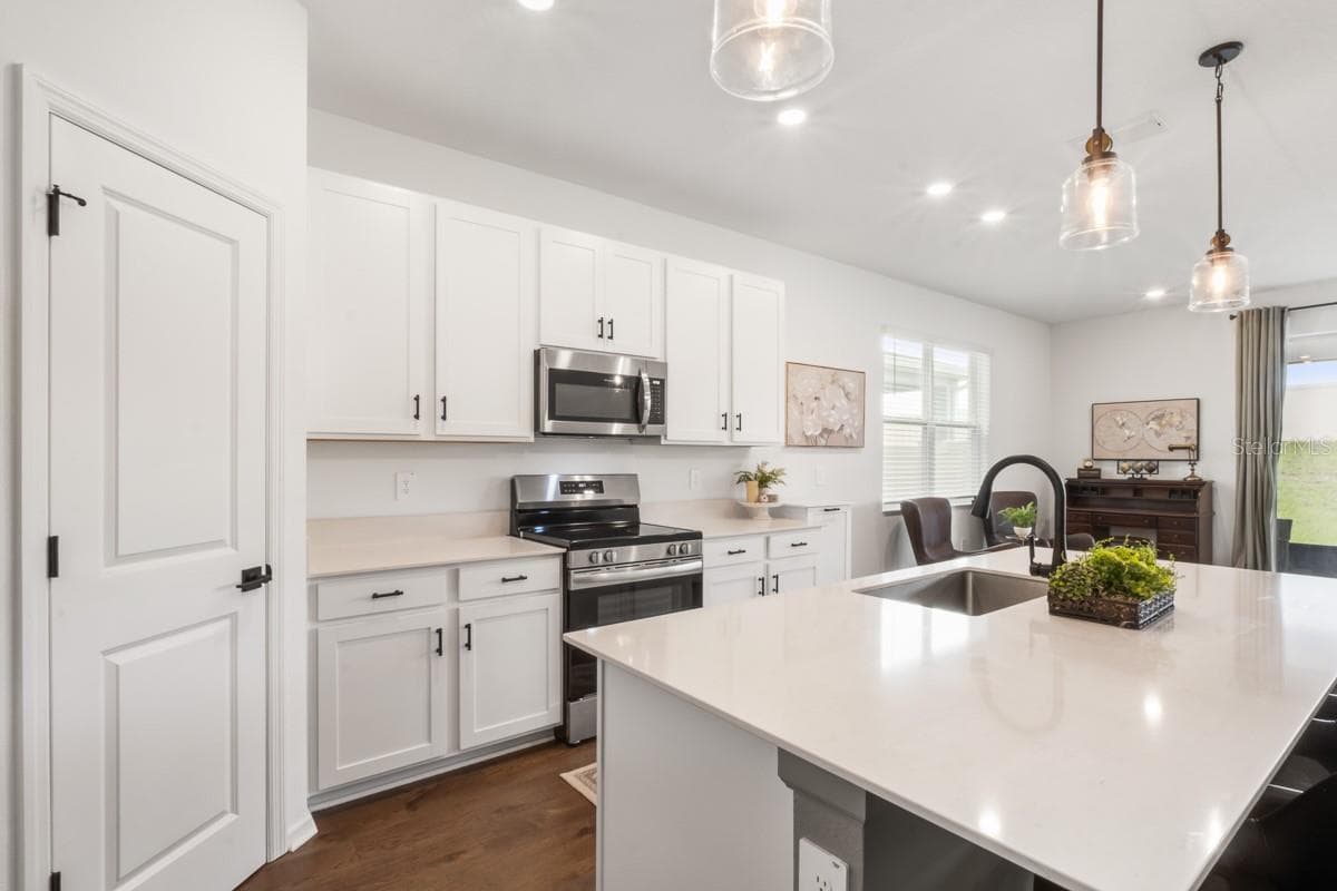 3204 ARMSTRONG AVENUE — photo 31 of 40