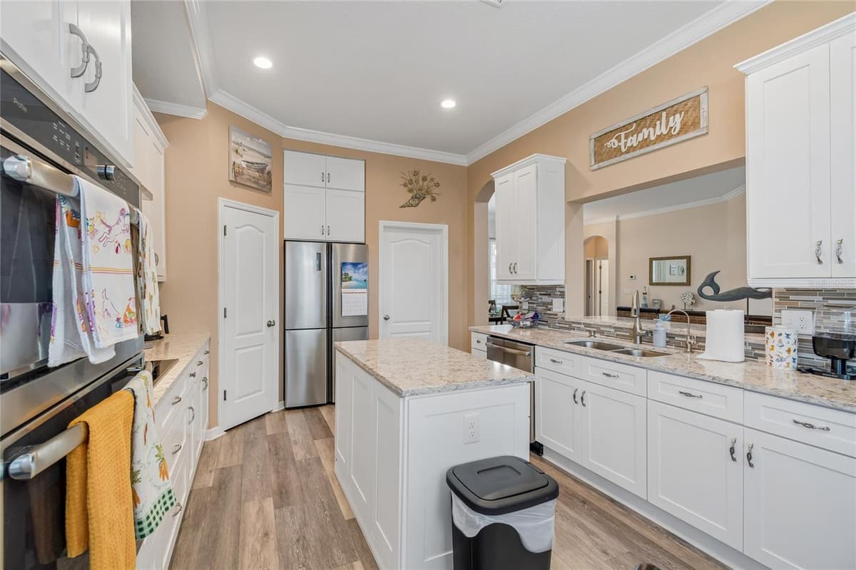 1119 VILLEROY DRIVE — photo 22 of 63
