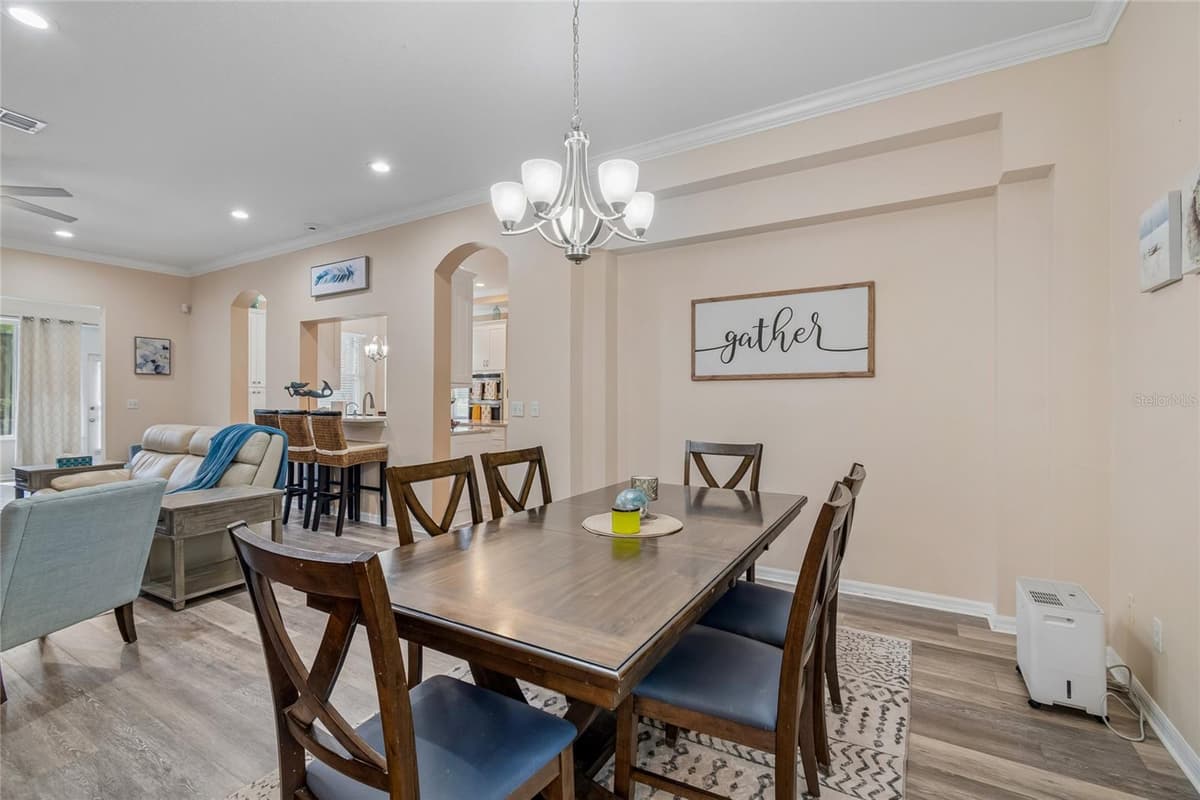 1119 VILLEROY DRIVE — photo 10 of 63