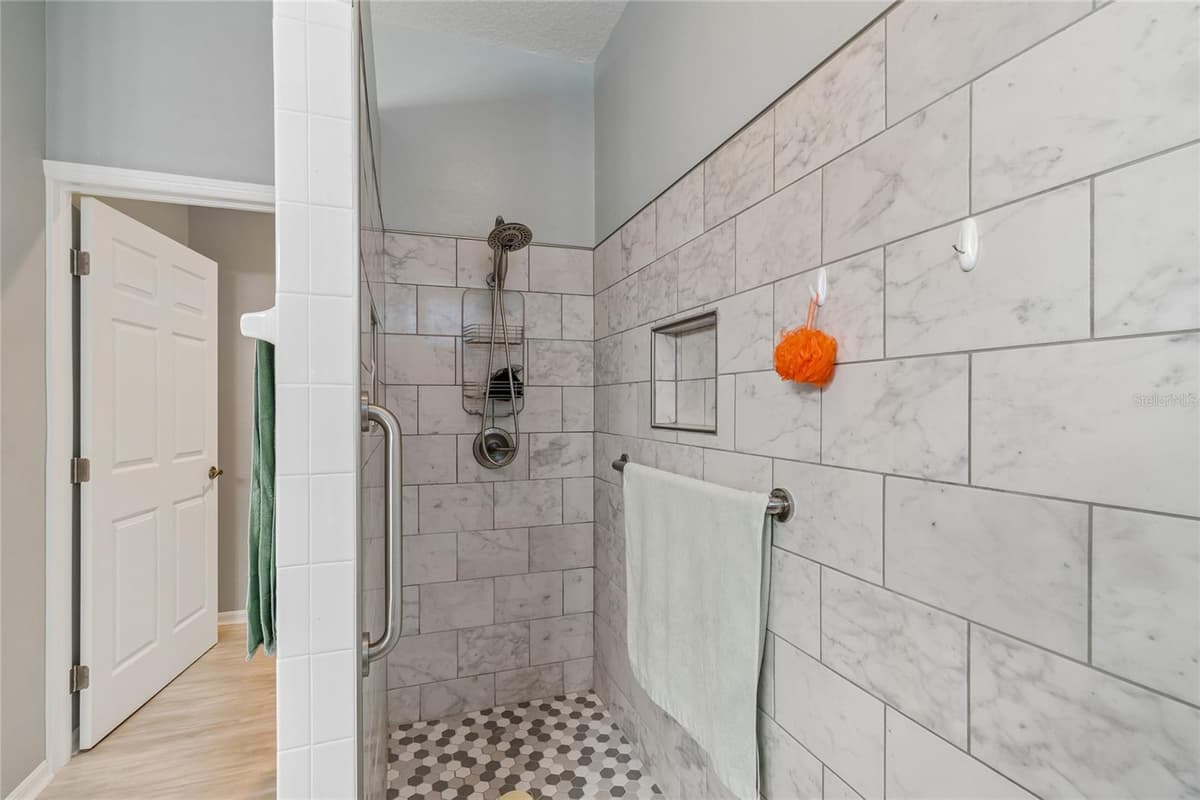 1119 VILLEROY DRIVE — photo 37 of 63