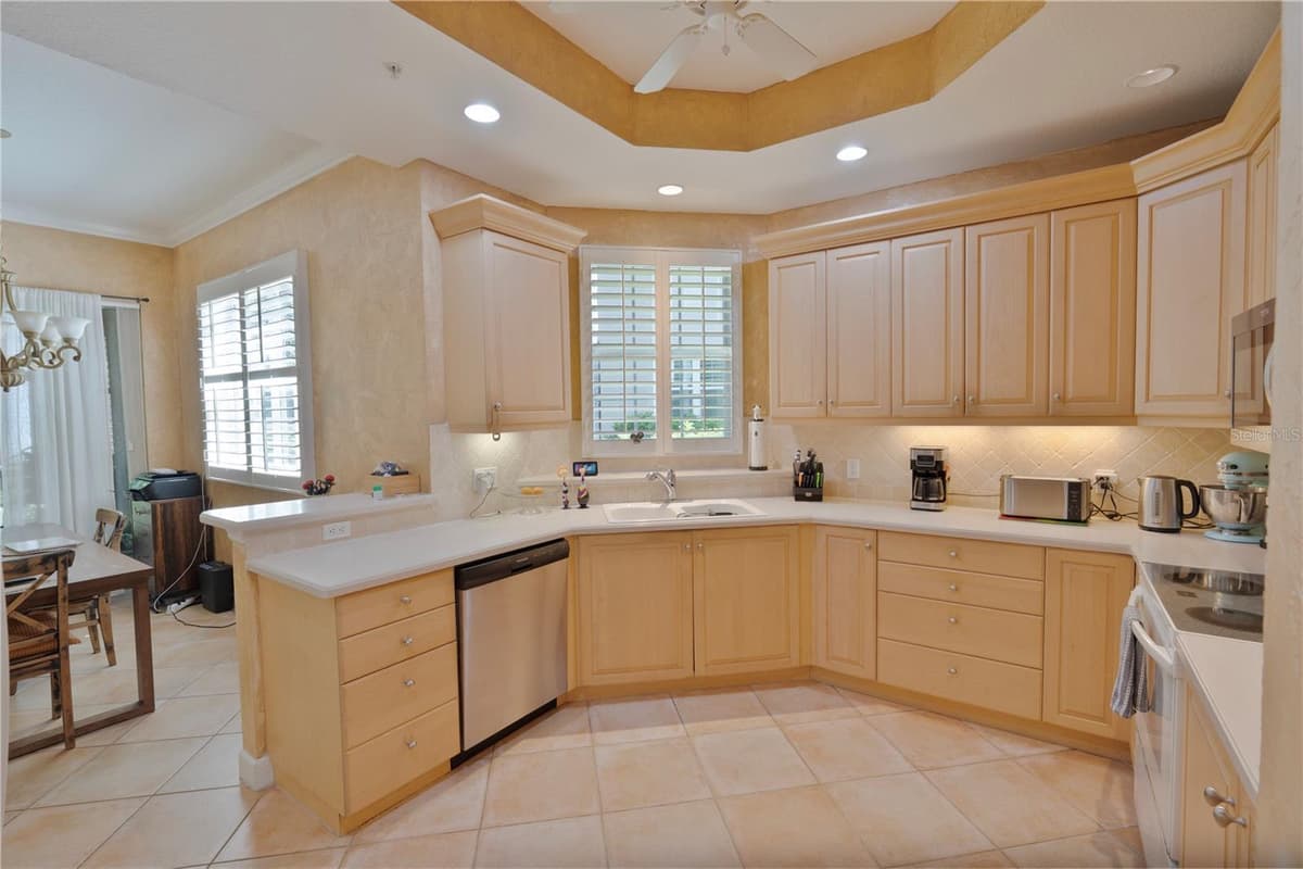 7492 BOTANICA PARKWAY — photo 21 of 55