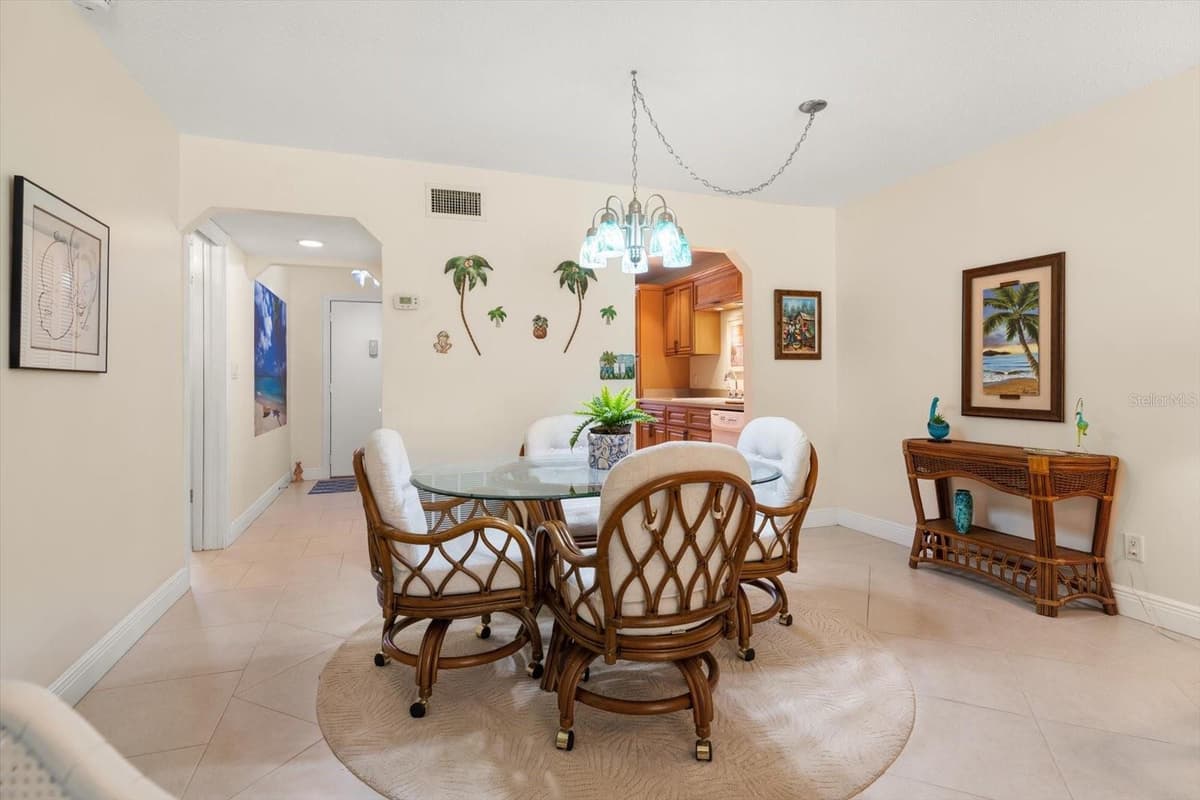 1005 CORDOVA GREEN — photo 12 of 43