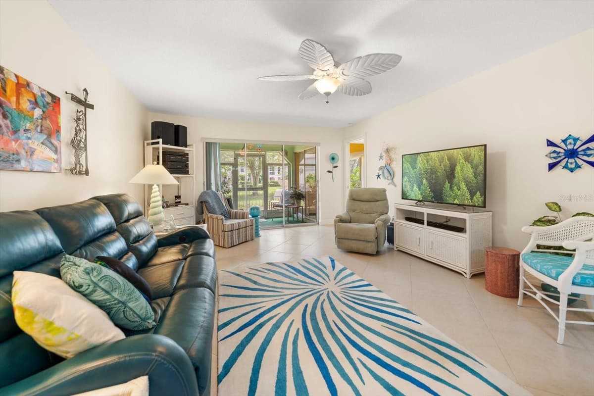 1005 CORDOVA GREEN — photo 16 of 43