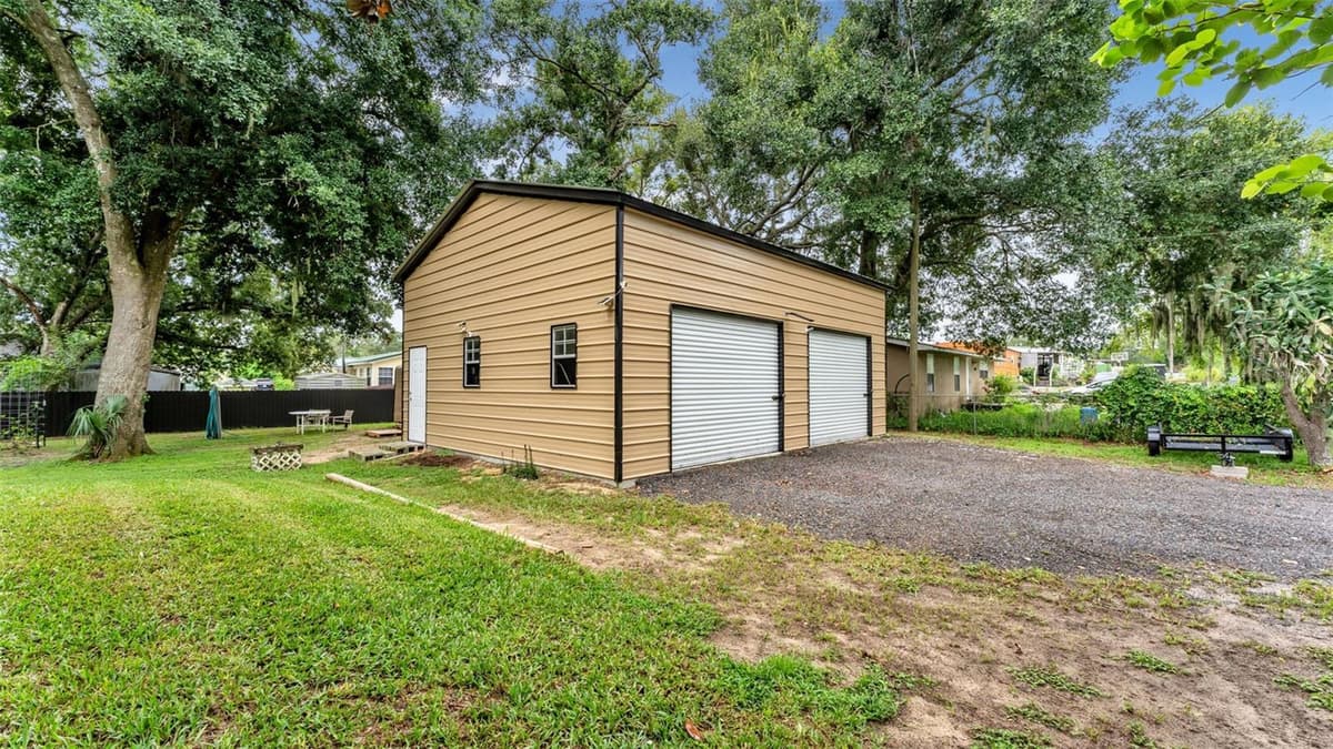 2690 SHINER DRIVE — photo 27 of 32
