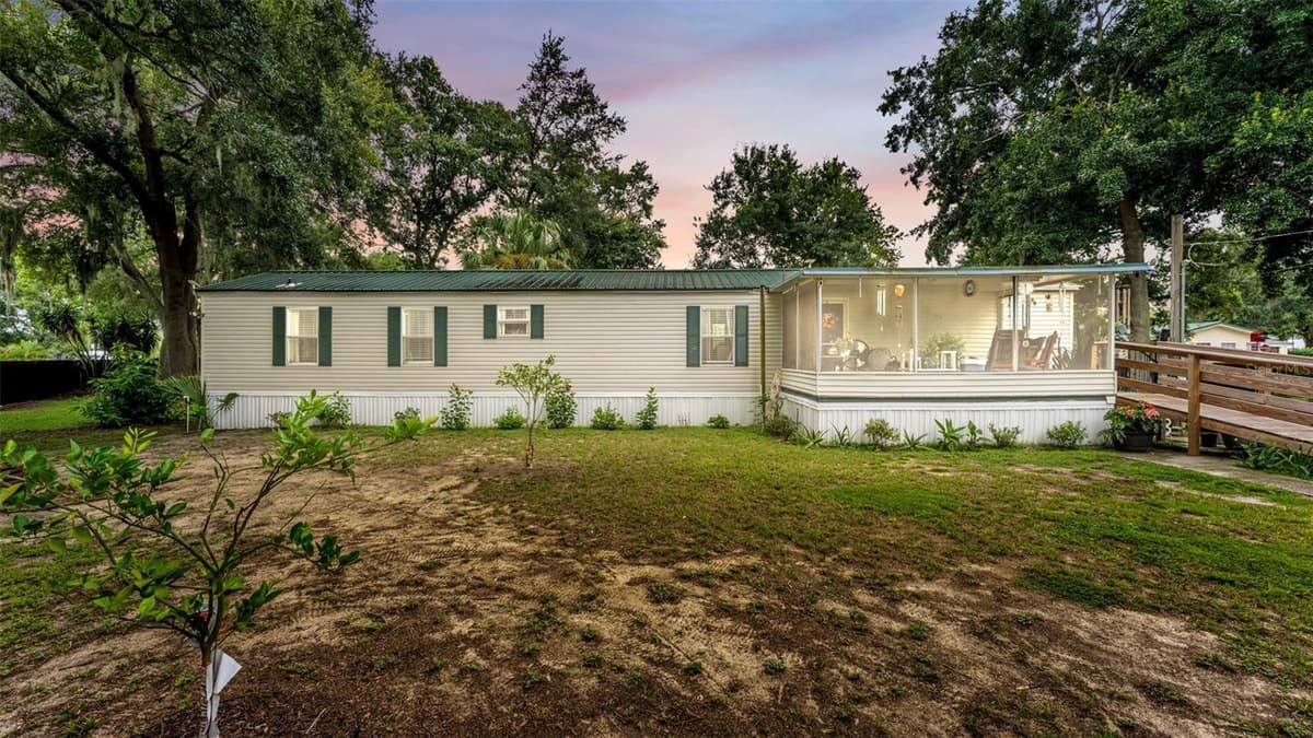 2690 SHINER DRIVE — photo 30 of 32