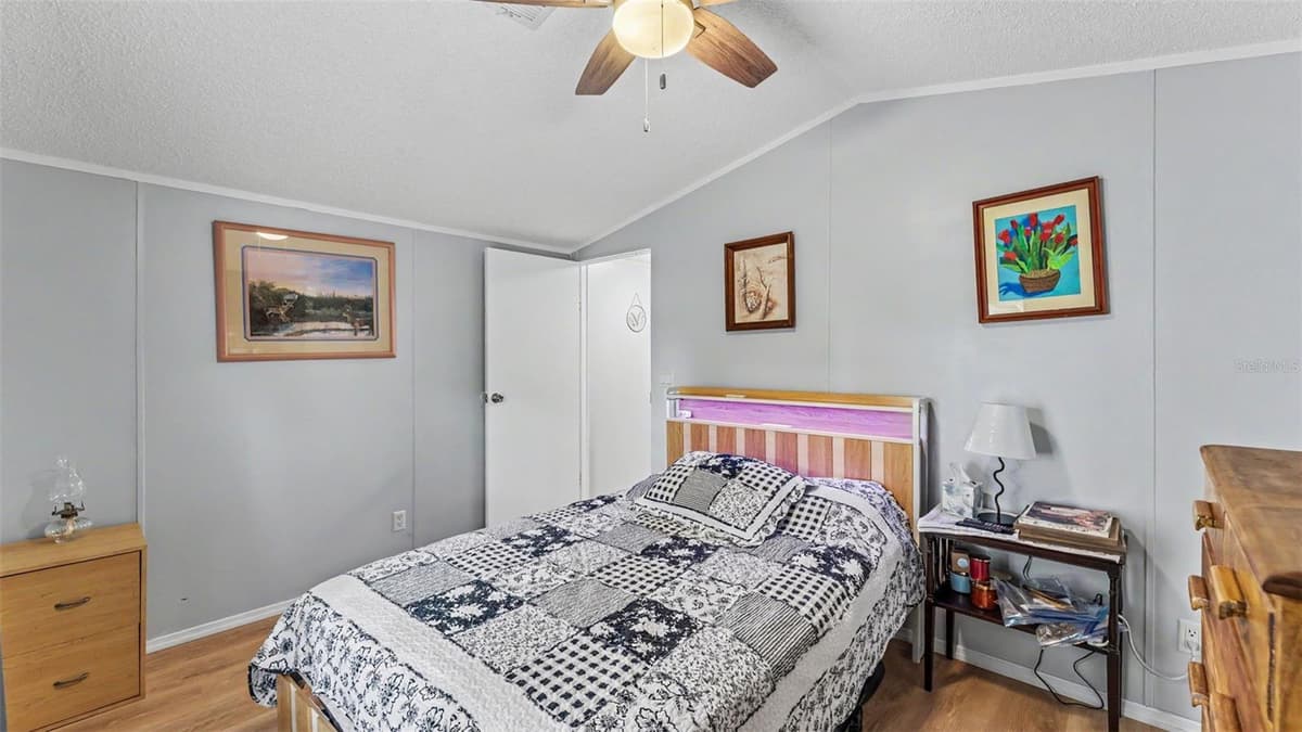 2690 SHINER DRIVE — photo 21 of 32