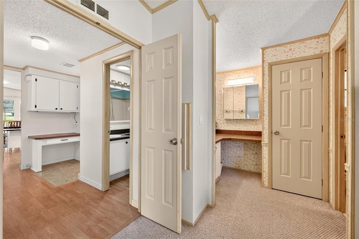 1712 SCHWARTZ BOULEVARD — photo 38 of 71