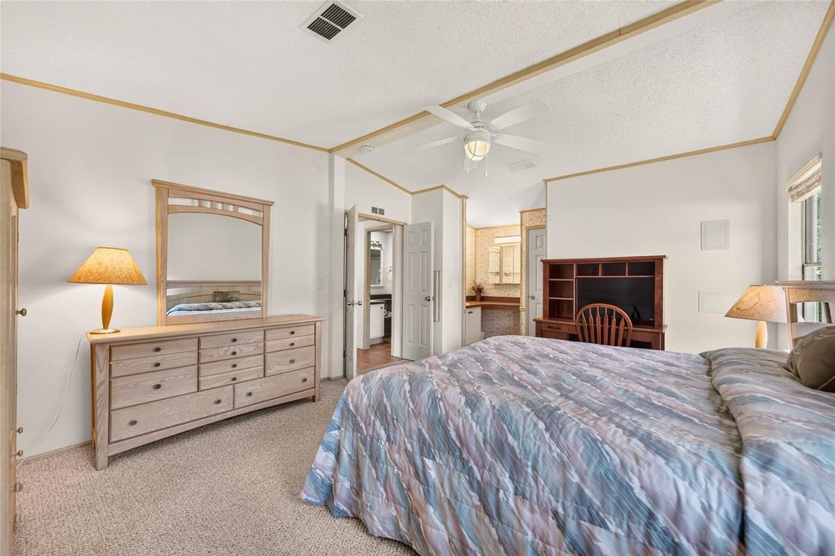 1712 SCHWARTZ BOULEVARD — photo 36 of 71
