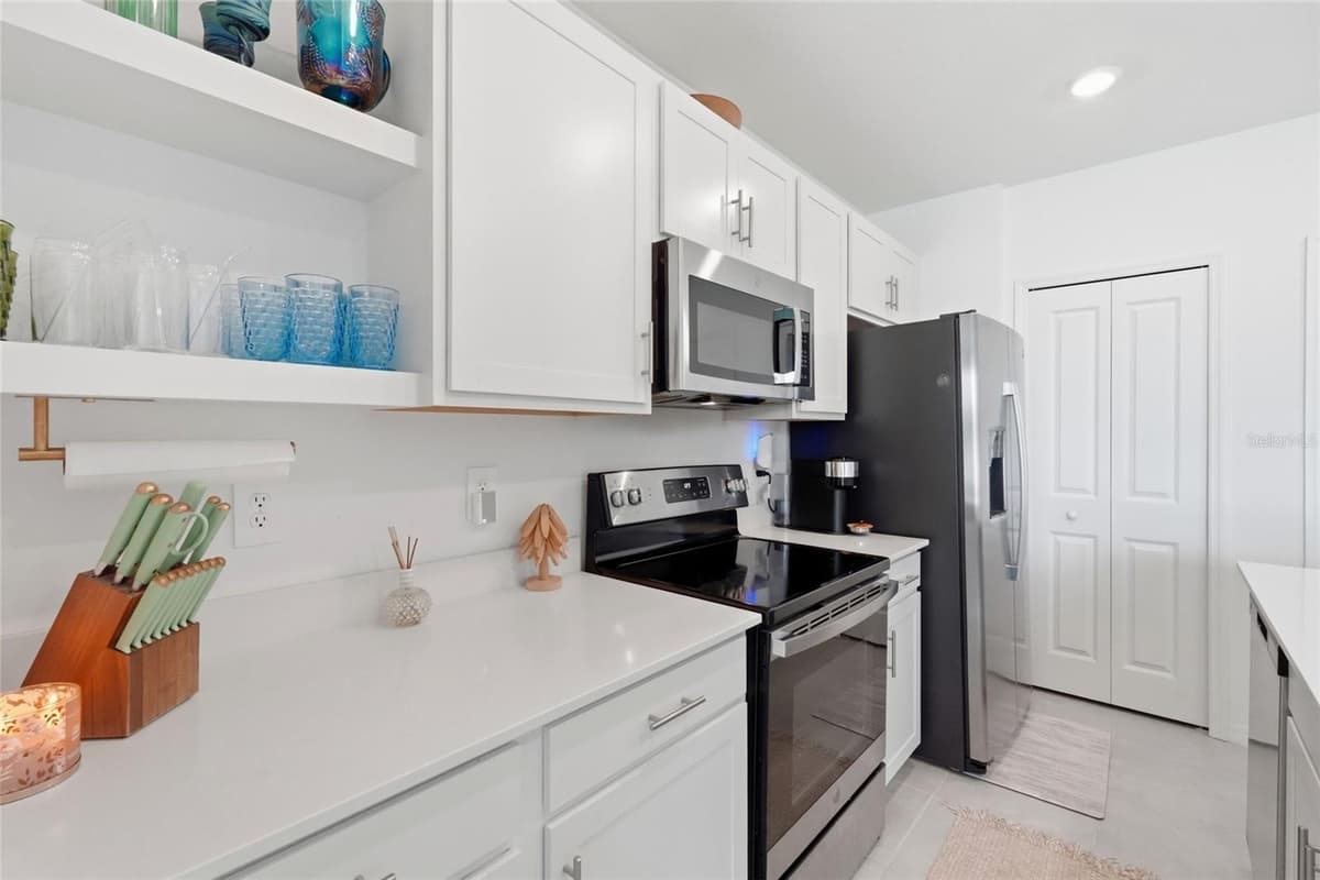 14215 LILAC SKY TERRACE — photo 11 of 41