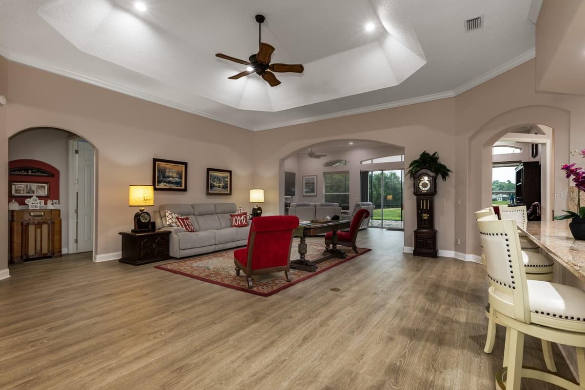 27028 OLD ENGLISH COURT — photo 10 of 57