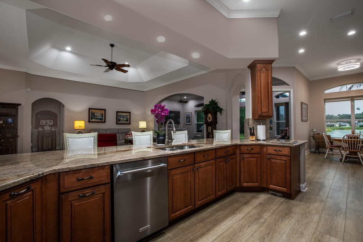 27028 OLD ENGLISH COURT — photo 14 of 57