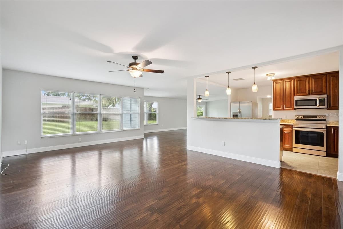 1231 LAKE SYBELIA DRIVE — photo 4 of 39