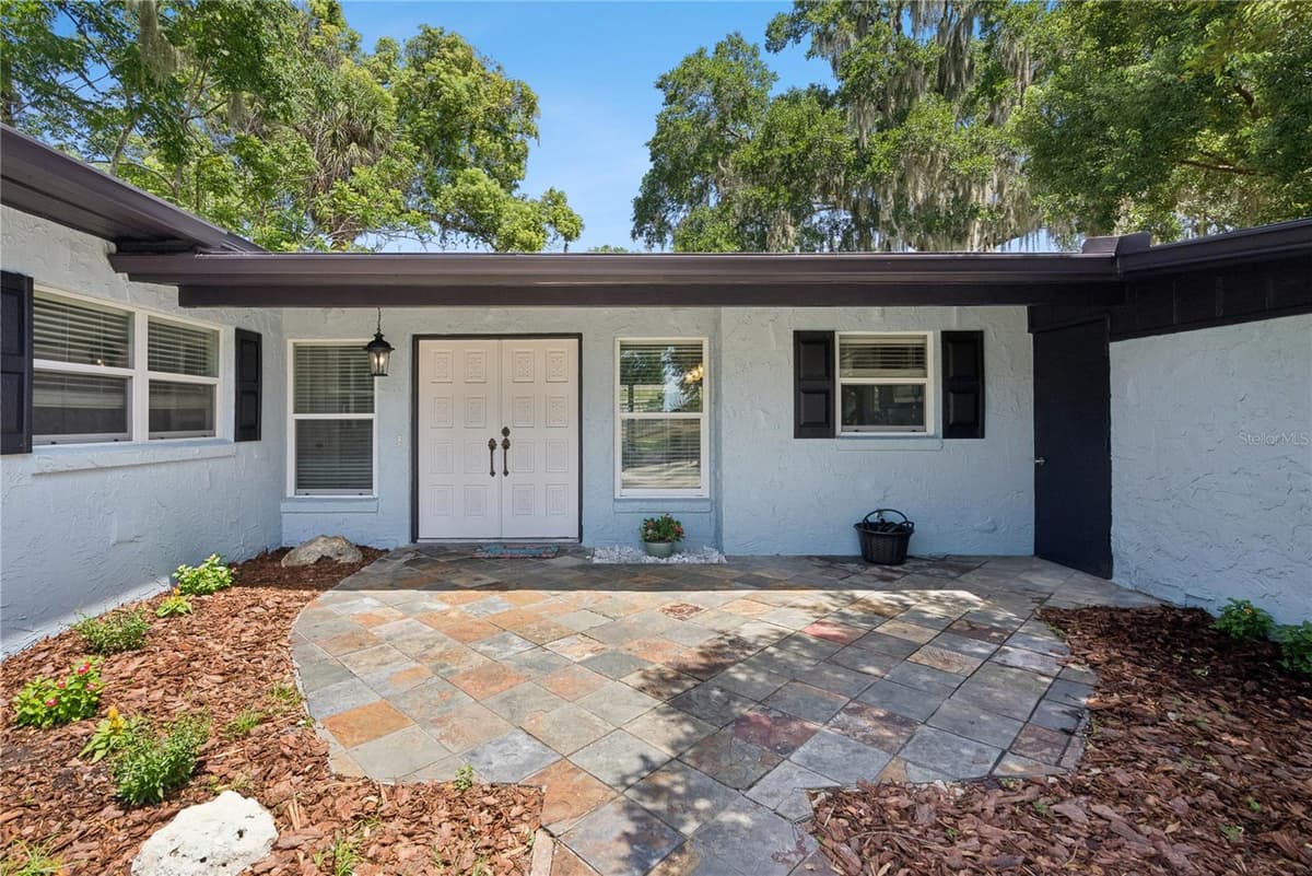 1231 LAKE SYBELIA DRIVE — photo 2 of 39