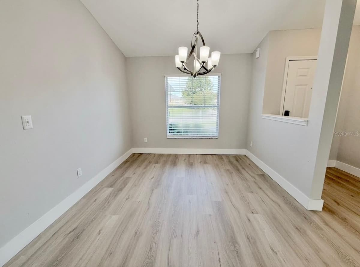 10814 CRESCENDO LOOP — photo 12 of 22