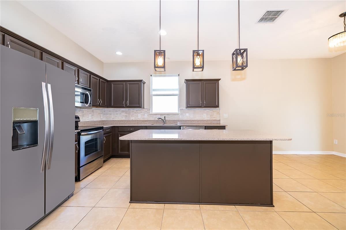 2587 TANNER TERRACE — photo 8 of 32